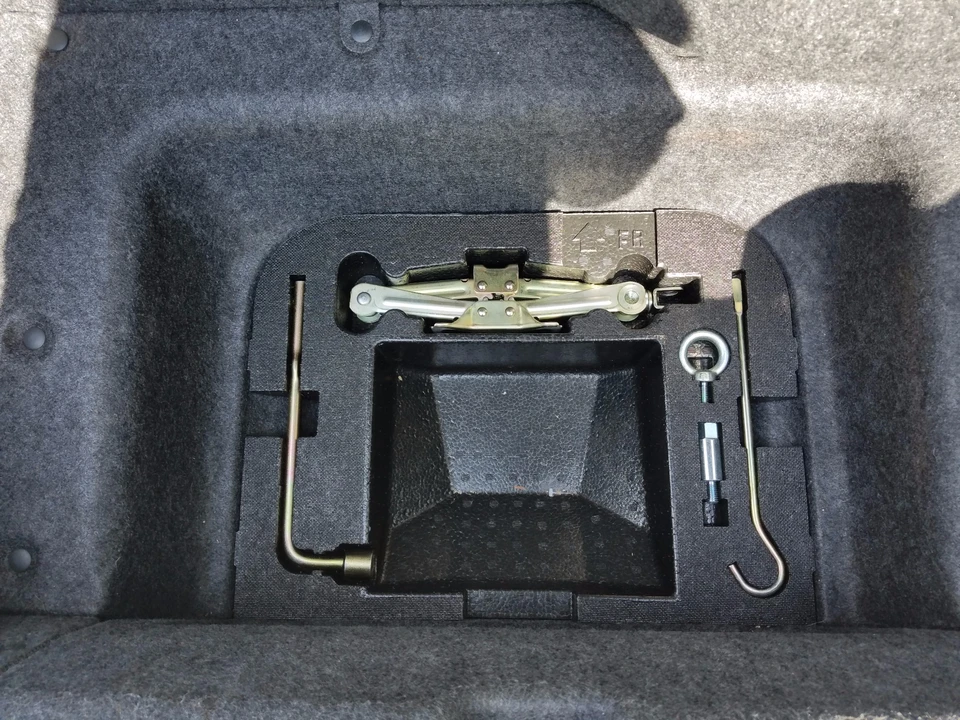 2003 Honda AP1 S2000 - Image 23 of 31