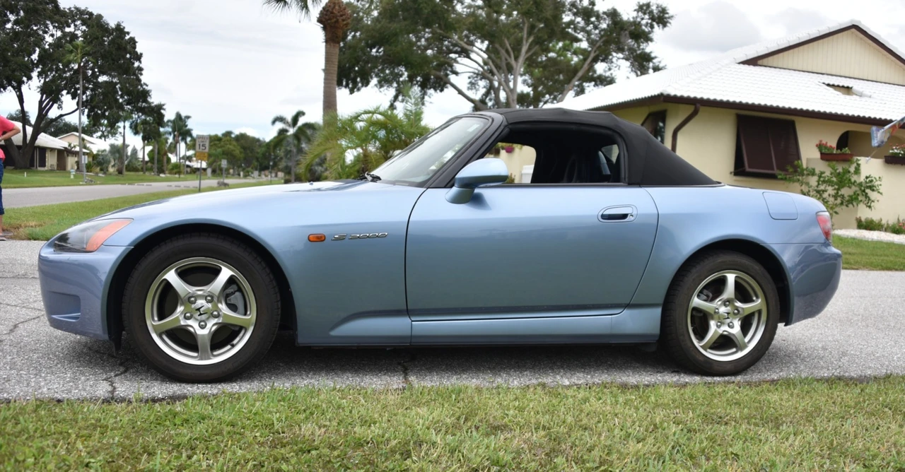 2003 Honda AP1 S2000 - Image 2 of 31