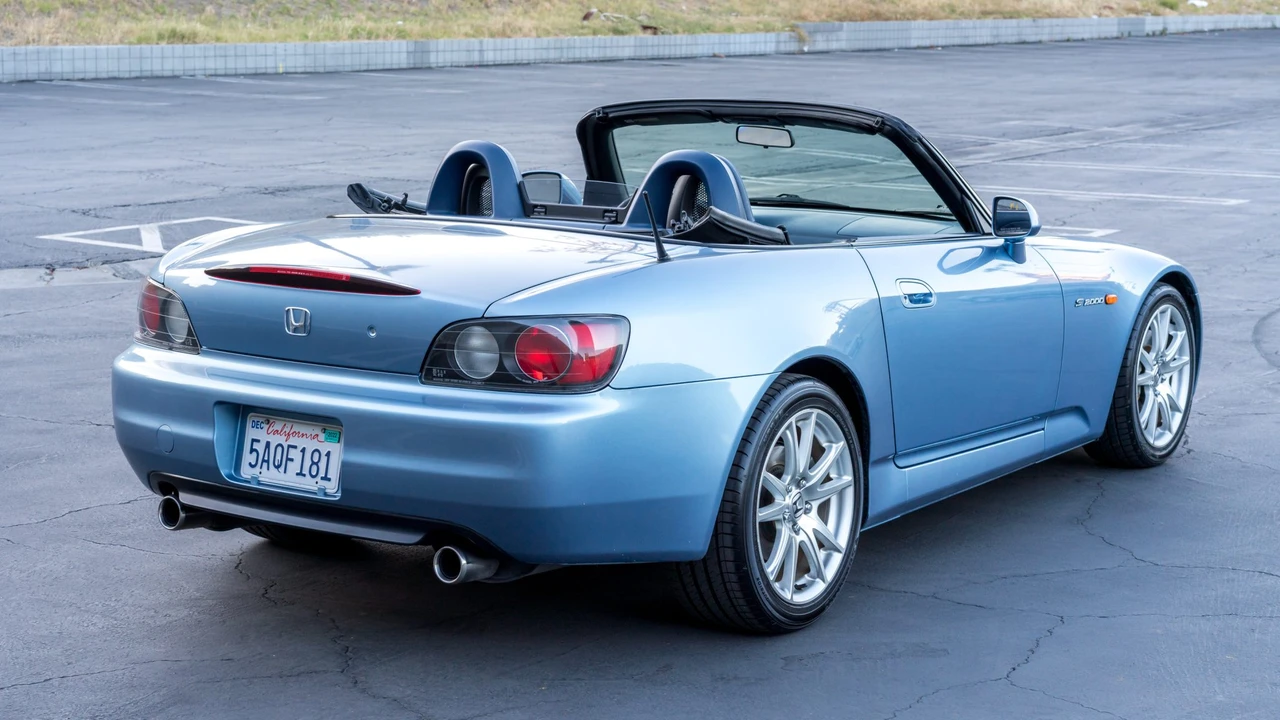 2003 Honda AP1 S2000 - Image 19 of 31