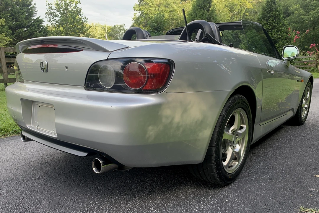 2003 Honda AP1 S2000 - Image 4 of 5