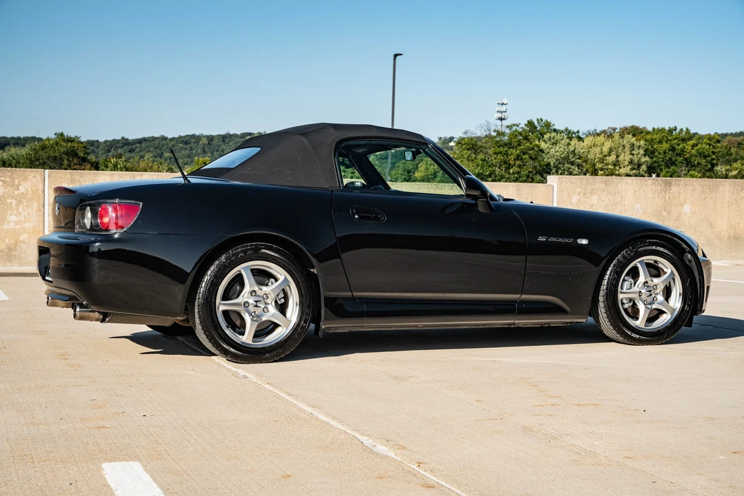 2003 Honda AP1 S2000 - Image 23 of 31