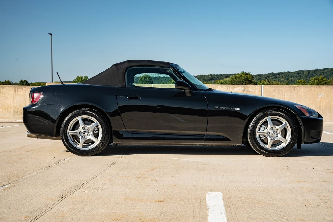 2003 Honda AP1 S2000 - Image 22 of 31