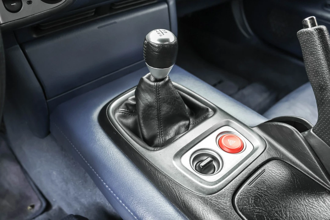 2003 Honda AP1 S2000 - Image 25 of 31