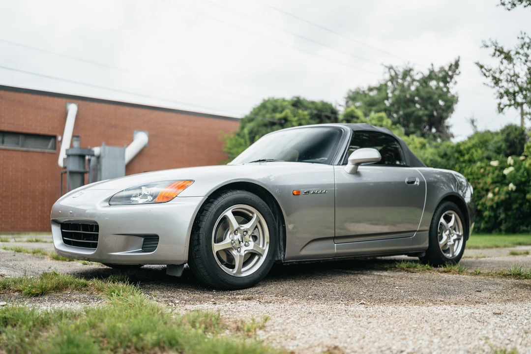 2003 Honda AP1 S2000 - Image 2 of 31