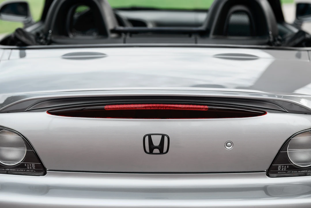 2003 Honda AP1 S2000 - Image 28 of 31
