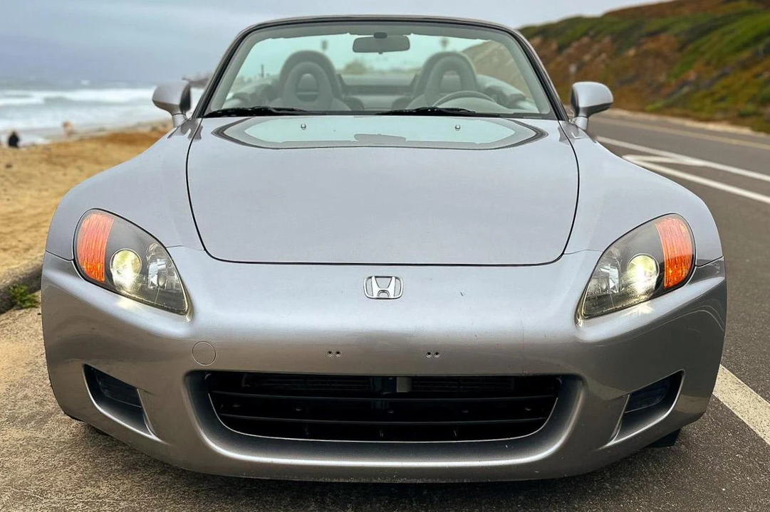 2003 Honda AP1 S2000 - Image 2 of 31