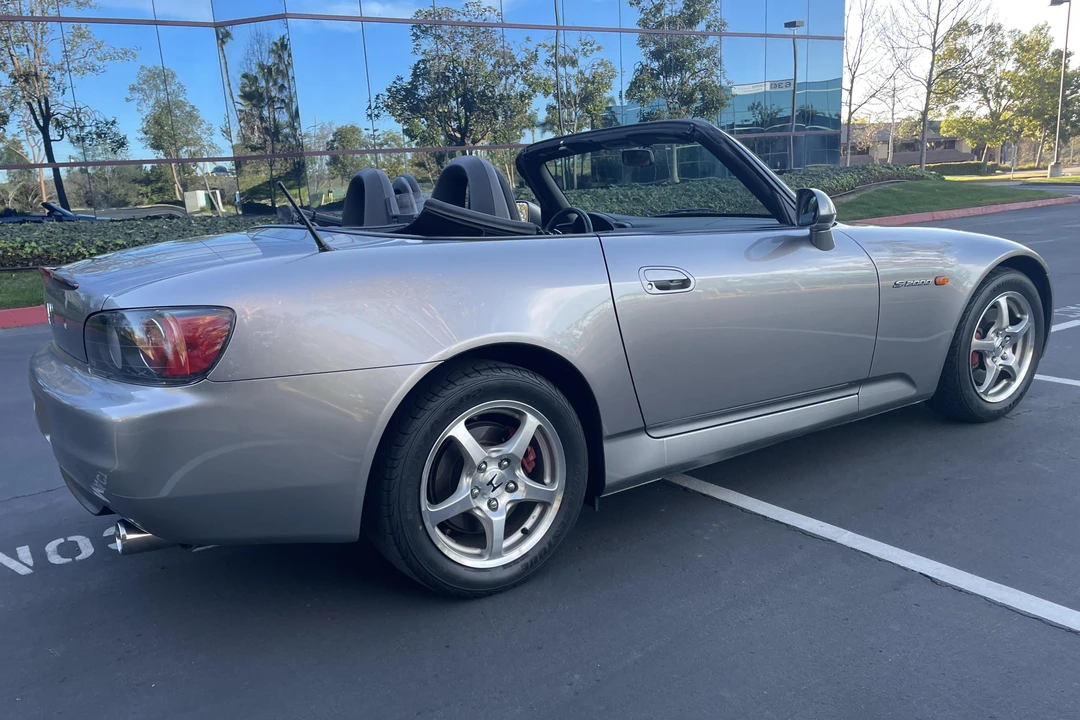 2003 Honda AP1 S2000 - Image 4 of 5
