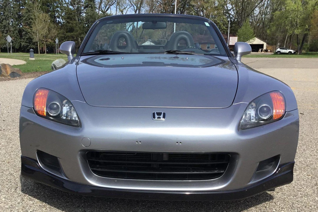 2003 Honda AP1 S2000 - Image 2 of 31