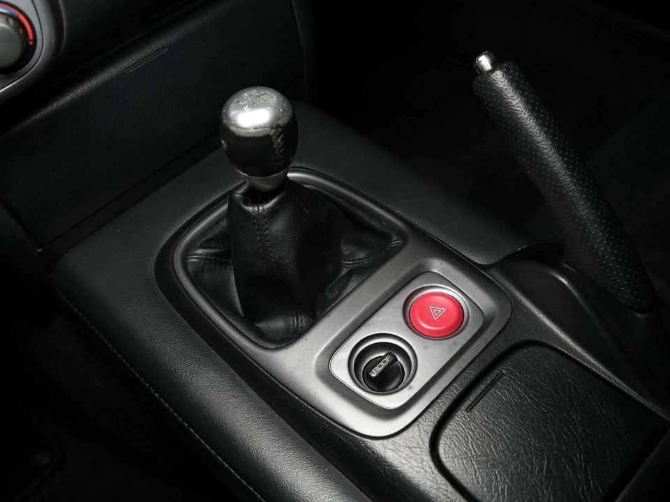 2003 Honda AP1 S2000 - Image 14 of 20