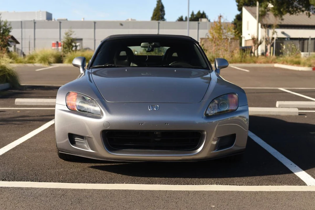 2003 Honda AP1 S2000 - Image 2 of 20