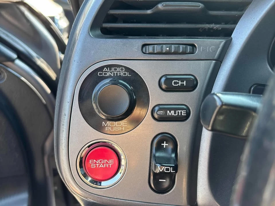 2003 Honda AP1 S2000 - Image 11 of 20