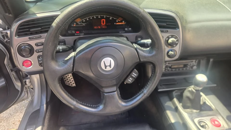 2003 Honda AP1 S2000 - Image 4 of 9