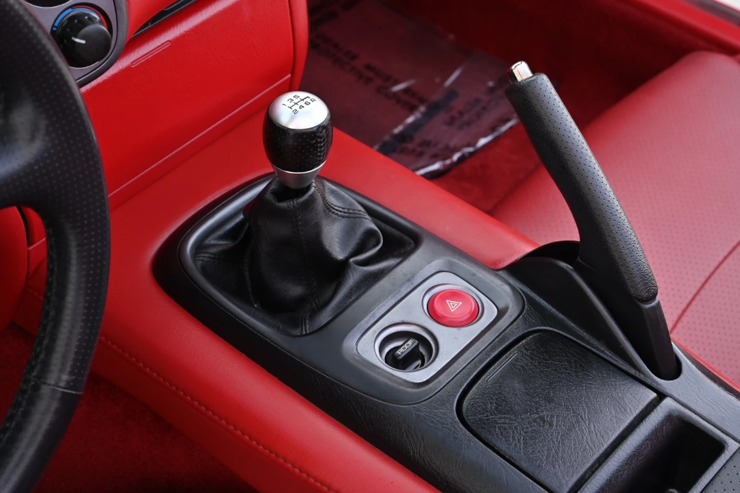2003 Honda S2000 - Image 23 of 31
