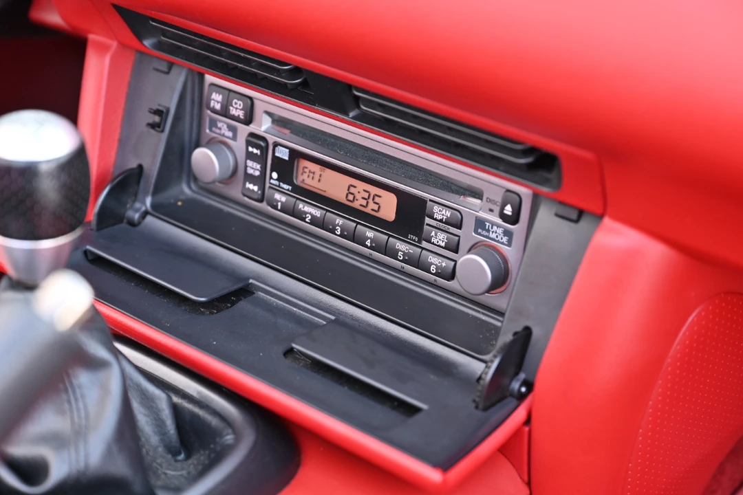 2003 Honda S2000 - Image 24 of 31