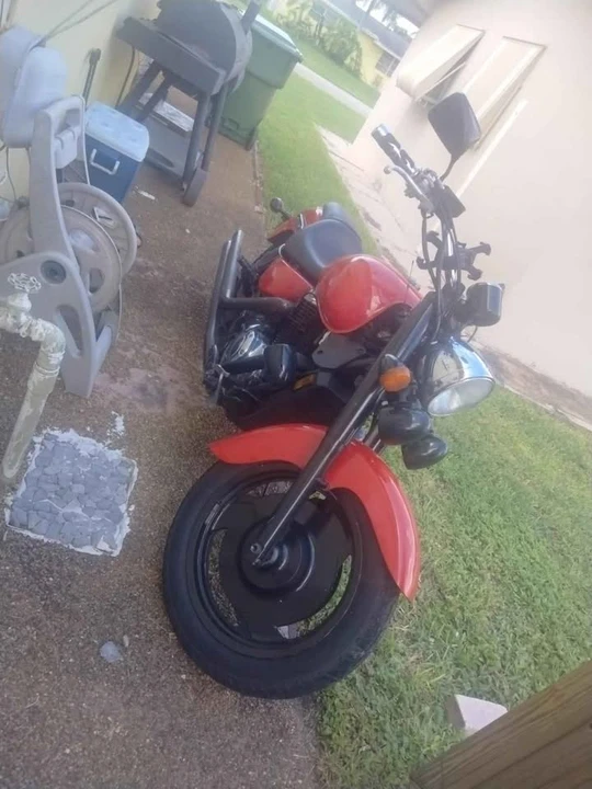 2003 Honda Motorcycles - Image 2 of 3