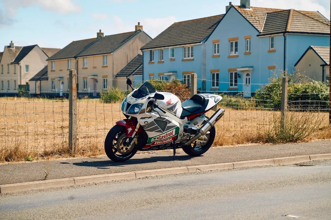 2003 Honda RC51 - Image 23 of 30