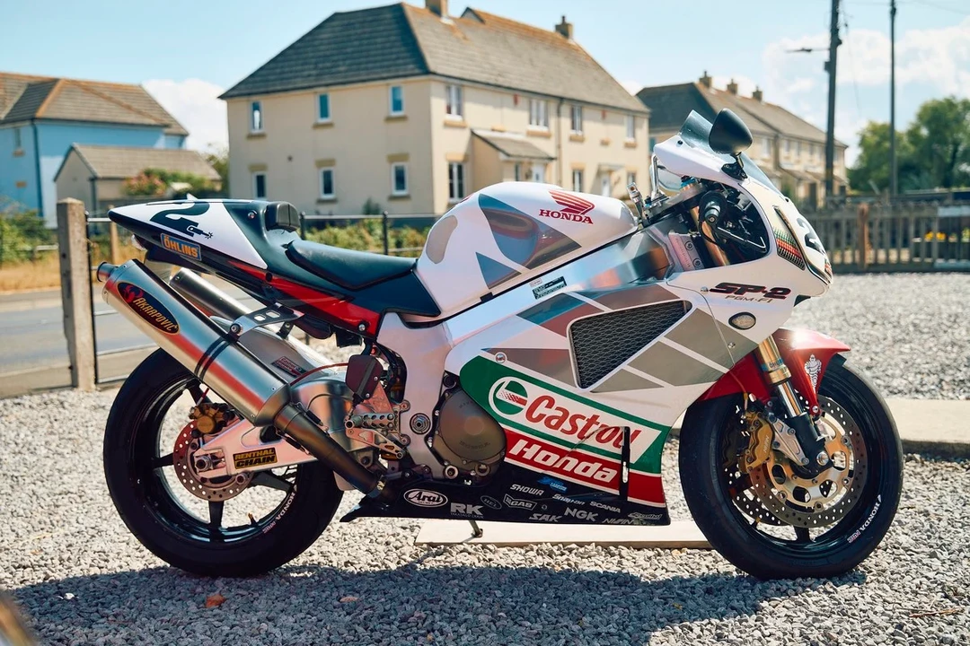 2003 Honda RC51 - Image 22 of 30