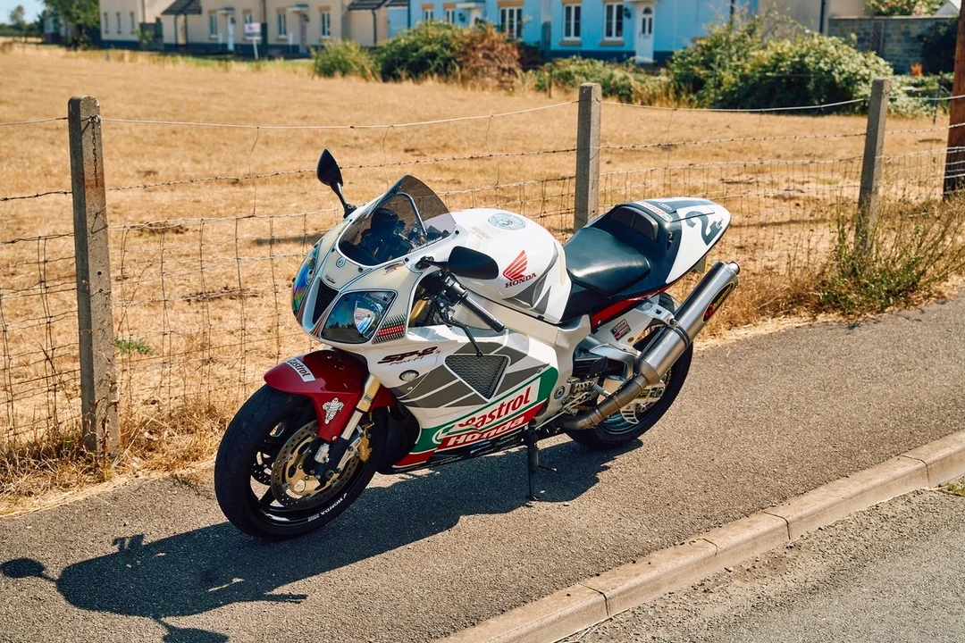 2003 Honda RC51 - Image 24 of 30