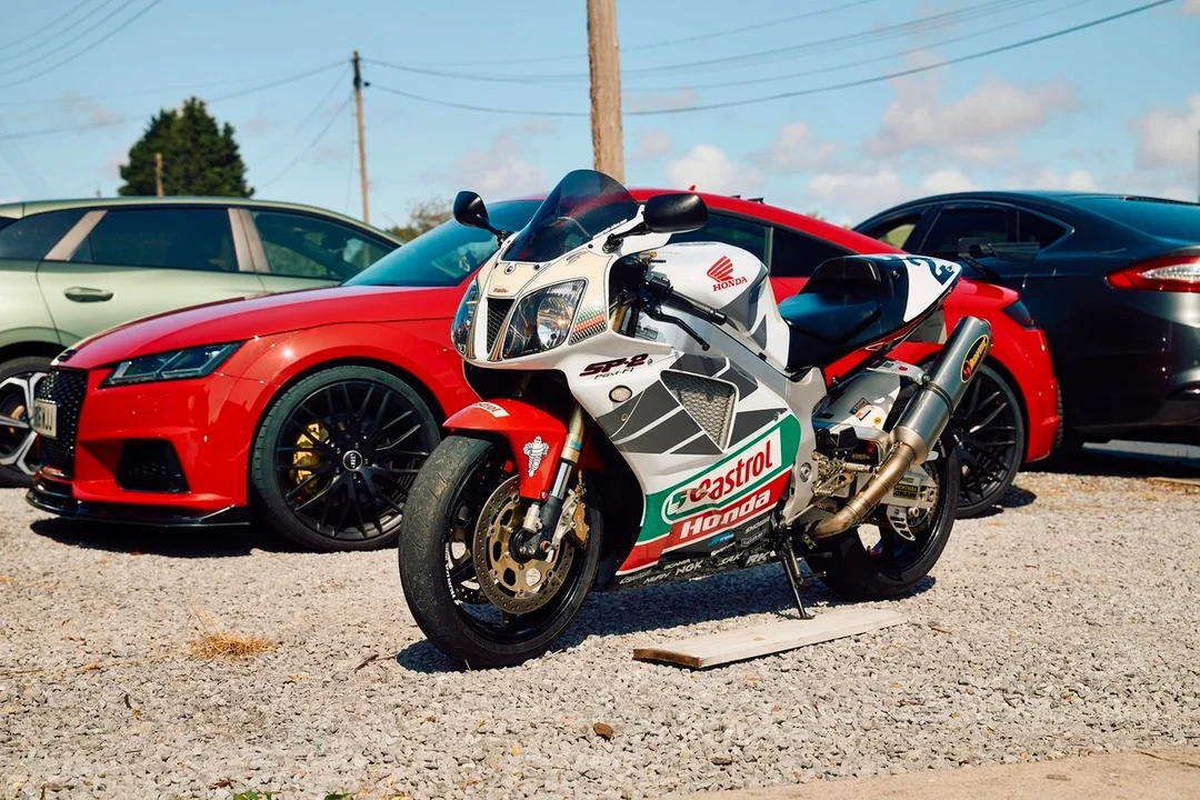 2003 Honda RC51 - Image 10 of 30
