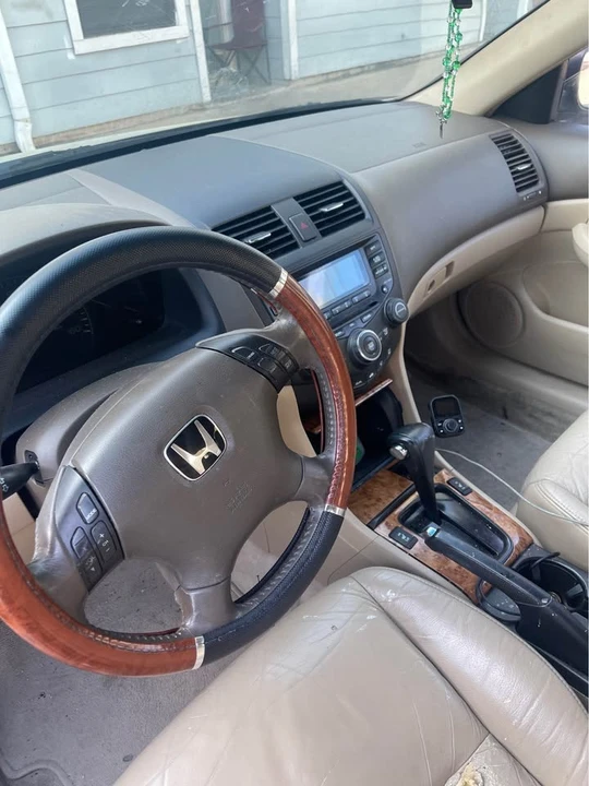 2003 Honda Accord 7th Gen - Image 2 of 4