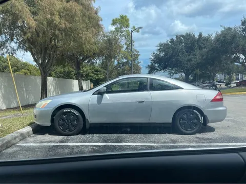 2003 Honda Accord 7th Gen - Image 4 of 4