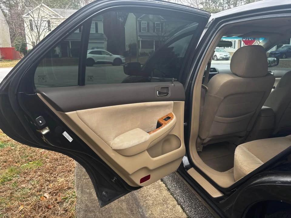 2003 Honda Accord 7th Gen - Image 7 of 19