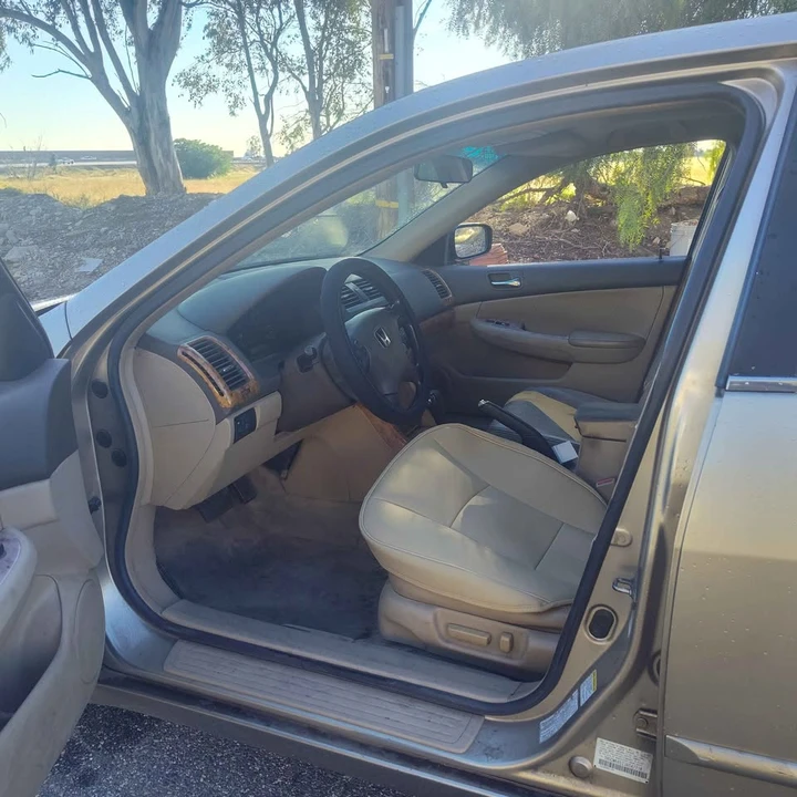 2003 Honda Accord 7th Gen - Image 8 of 11