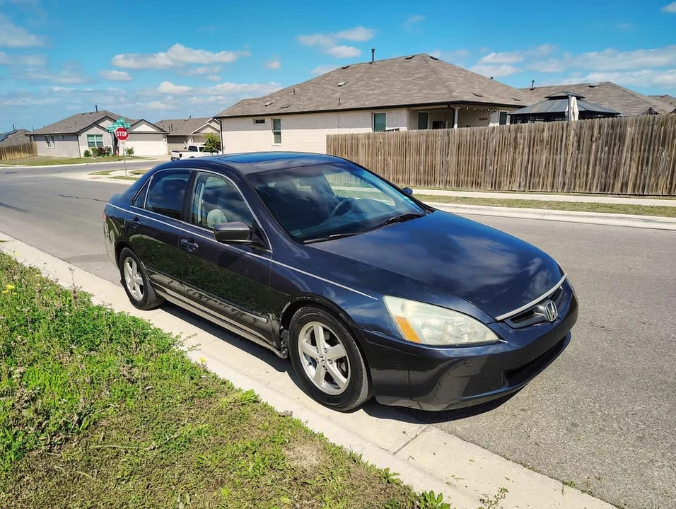2003 Honda Accord 7th Gen - Image 2 of 14