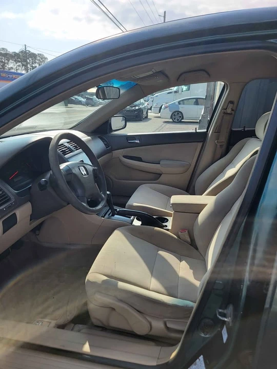 2003 Honda Accord 7th Gen - Image 8 of 12