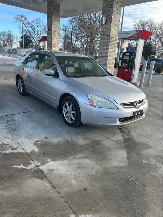 2003 Honda Accord 7th Gen - Image 3 of 9