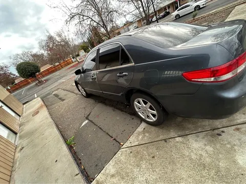 2003 Honda Accord 7th Gen - Image 2 of 2
