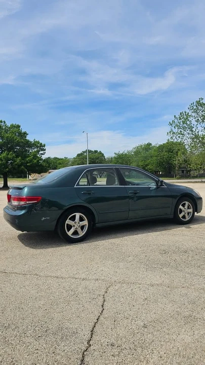 2003 Honda Accord 7th Gen - Image 3 of 10