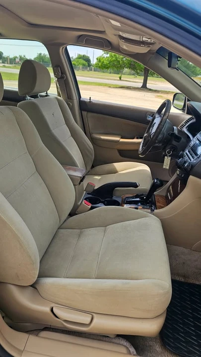 2003 Honda Accord 7th Gen - Image 9 of 10