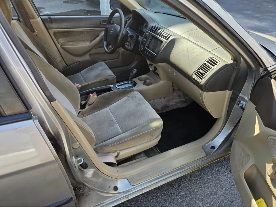 2003 Honda Civic 7th Gen - Image 7 of 11
