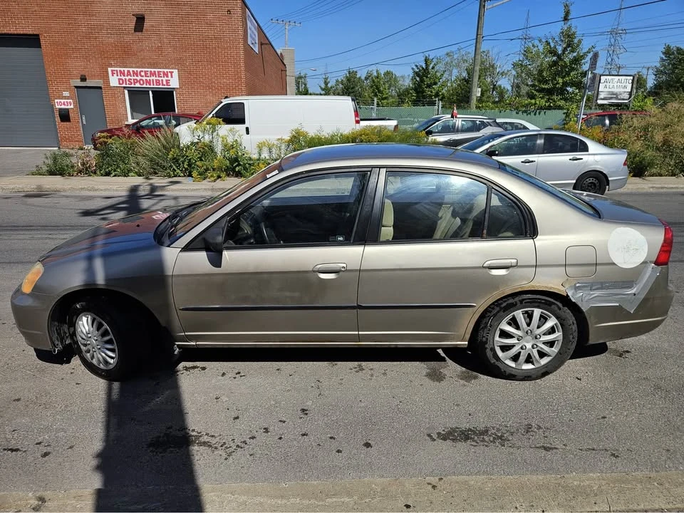2003 Honda Civic 7th Gen - Image 3 of 11