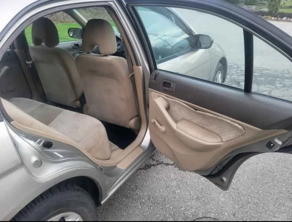 2003 Honda Civic 7th Gen - Image 10 of 12