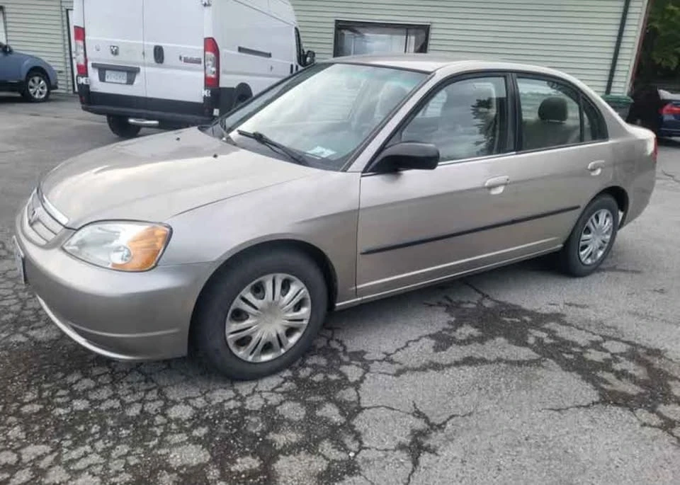 2003 Honda Civic 7th Gen - Image 3 of 12