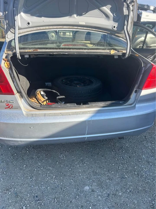 2003 Honda Civic 7th Gen - Image 4 of 8