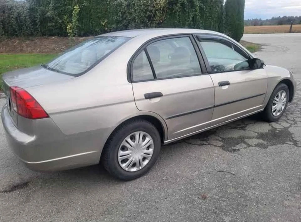 2003 Honda Civic 7th Gen - Image 4 of 12