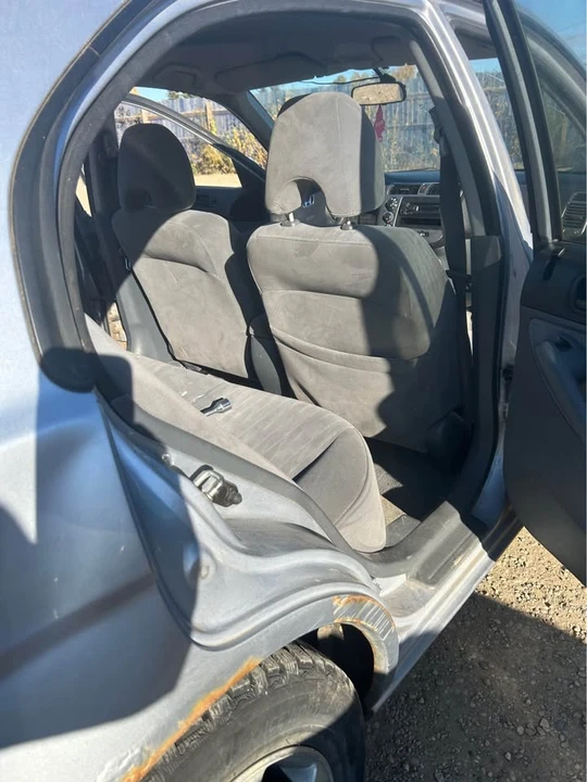 2003 Honda Civic 7th Gen - Image 3 of 8