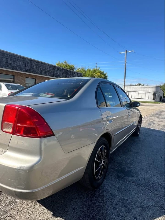2003 Honda Civic 7th Gen - Image 2 of 9