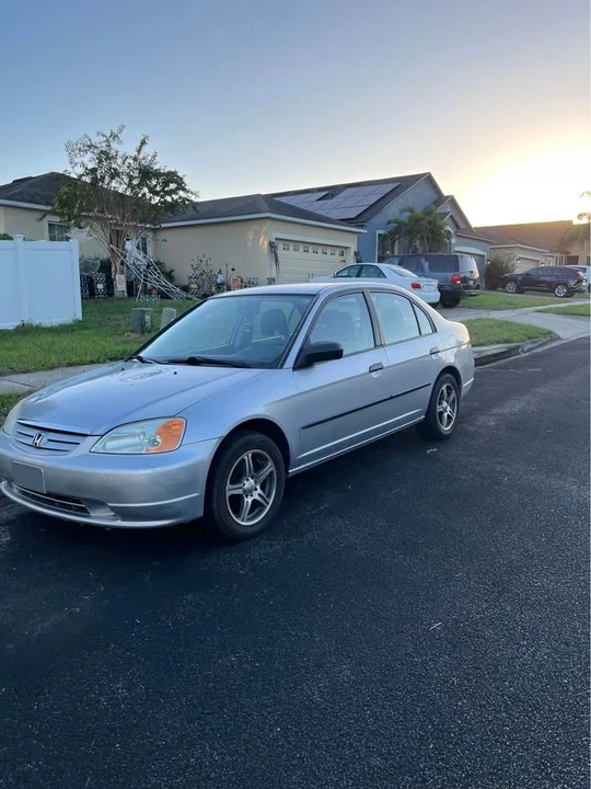 2003 Honda Civic 7th Gen - Image 2 of 8
