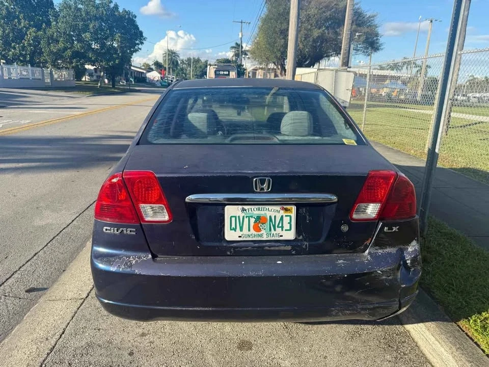 2003 Honda Civic 7th Gen - Image 5 of 9