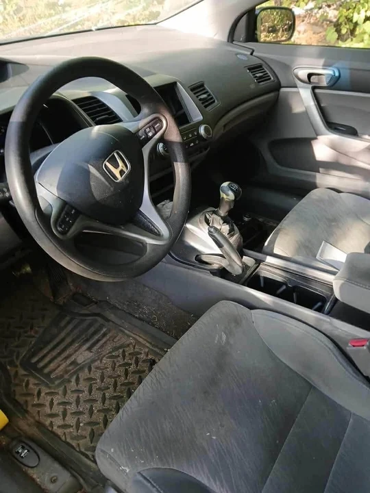 2003 Honda Civic 7th Gen - Image 6 of 7