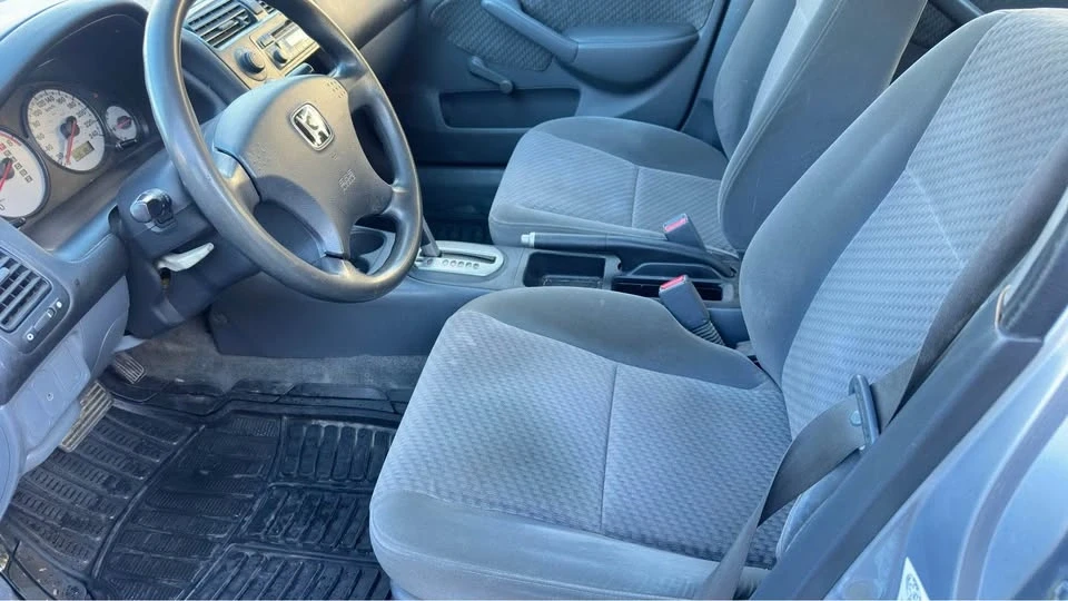 2003 Honda Civic 7th Gen - Image 8 of 11