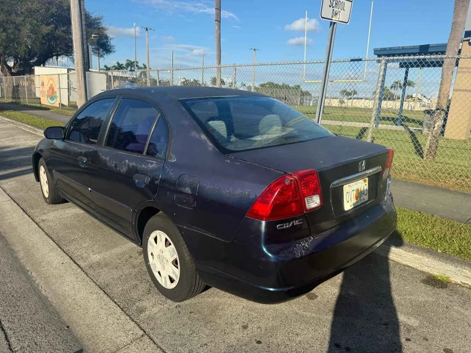 2003 Honda Civic 7th Gen - Image 4 of 9
