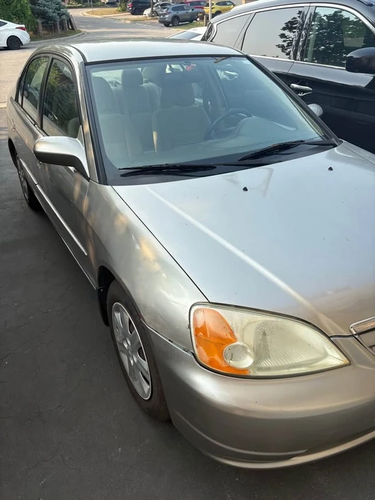 2003 Honda Civic 7th Gen - Image 2 of 7
