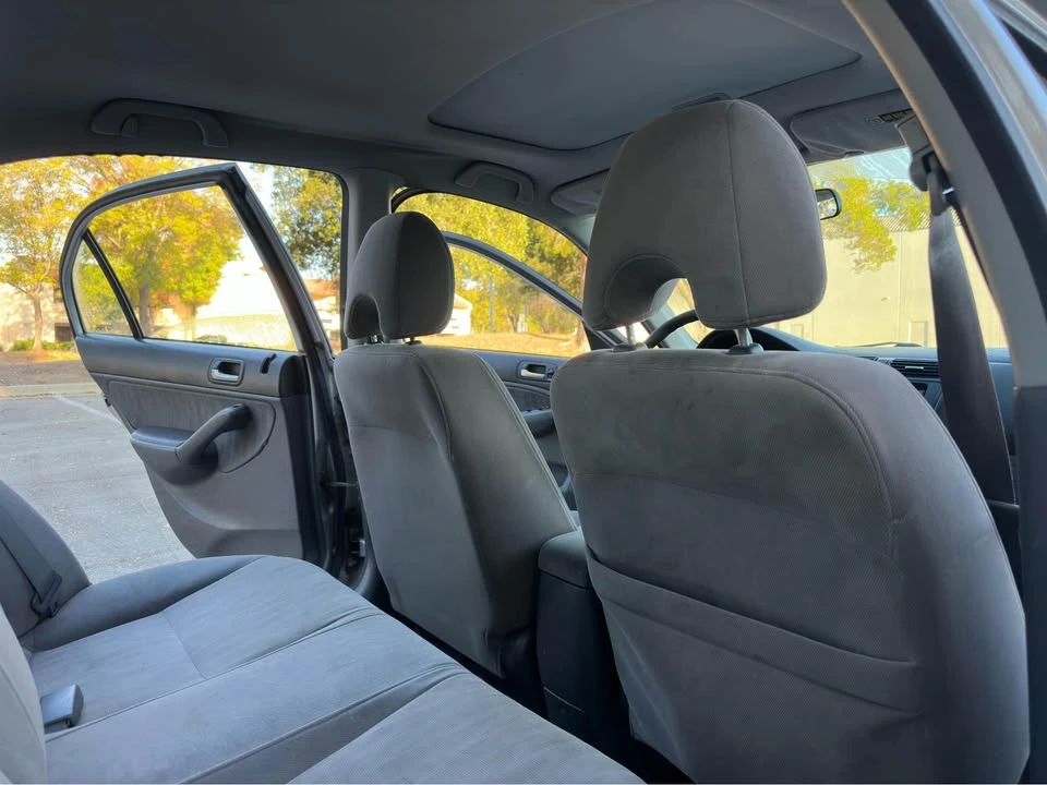 2003 Honda Civic 7th Gen - Image 11 of 16