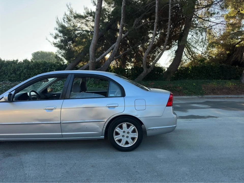 2003 Honda Civic 7th Gen - Image 10 of 16