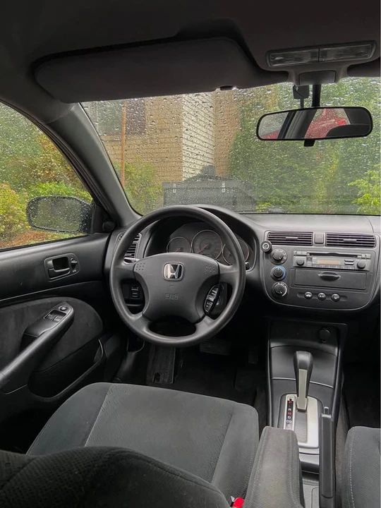 2003 Honda Civic 7th Gen - Image 3 of 12